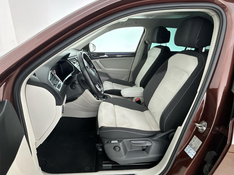 Volkswagen Tiguan Elegance DSG - fotka 7 z 28
