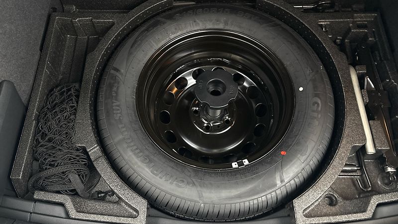 Škoda Karoq 1.5 TSI Style - fotka 20 z 28