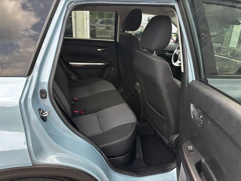 Suzuki Vitara Premium 1,4 BoosterJet - fotka 12 z 13