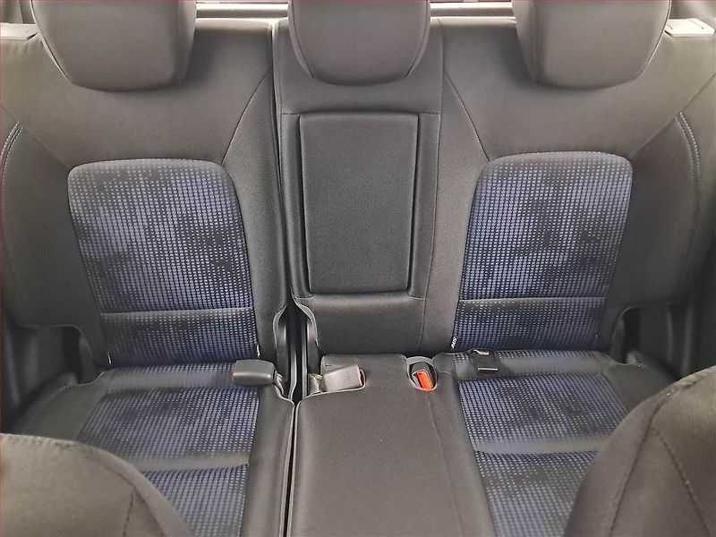 Hyundai ix20 (2015) 1.4 CVVT, Serv.kniha - fotka 10 z 15