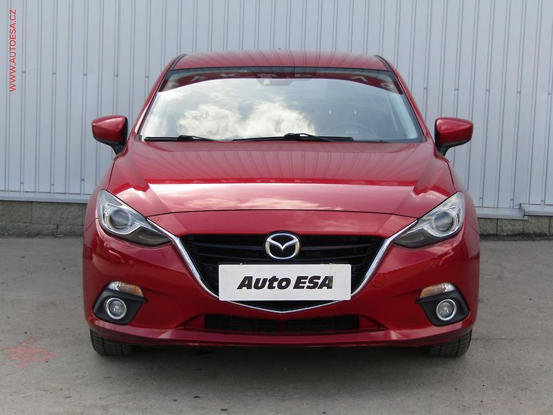 Mazda 3 (2015) 2.0 i, AC, xenon, navi - fotka 2 z 21
