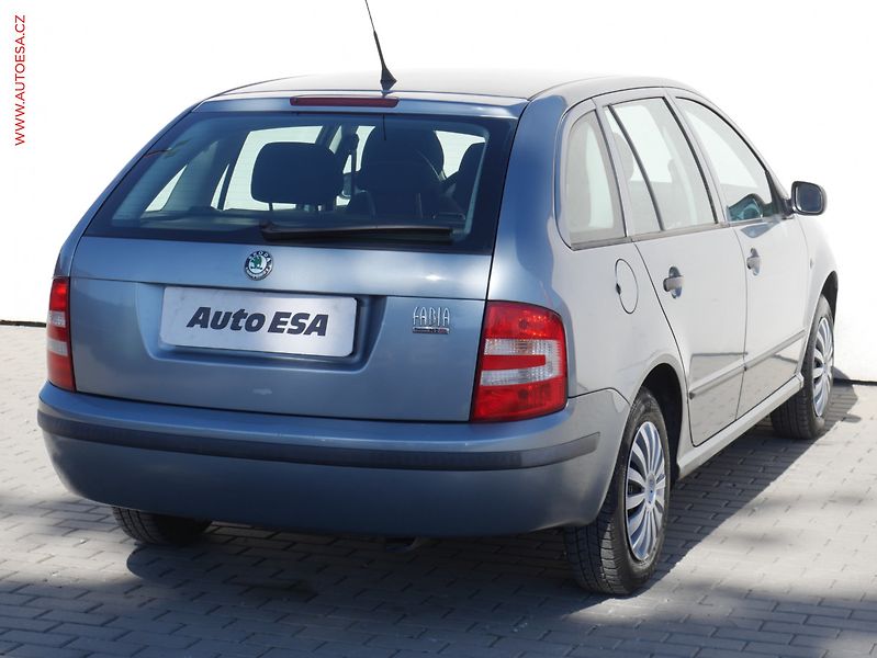Škoda Fabia (2005) 1.2HTP, 2.maj,ČR, servis - fotka 4 z 15