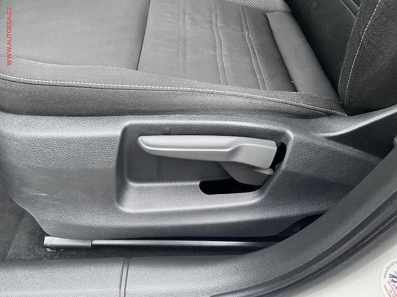Škoda Octavia (2017) 1.6 TDi, ČR, Ambition - fotka 14 z 17