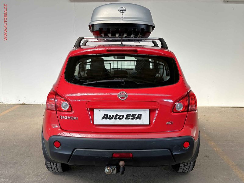 Nissan Qashqai (2008) 2.0DCi 4x4, AC, temp - fotka 5 z 15