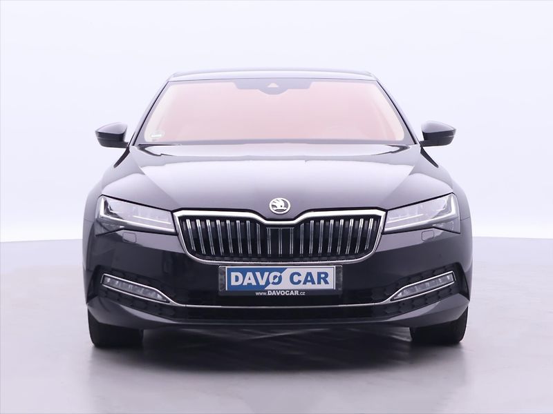 Škoda Superb 2,0 TDI  110 kW DSG DPH CZ - fotka 2 z 43