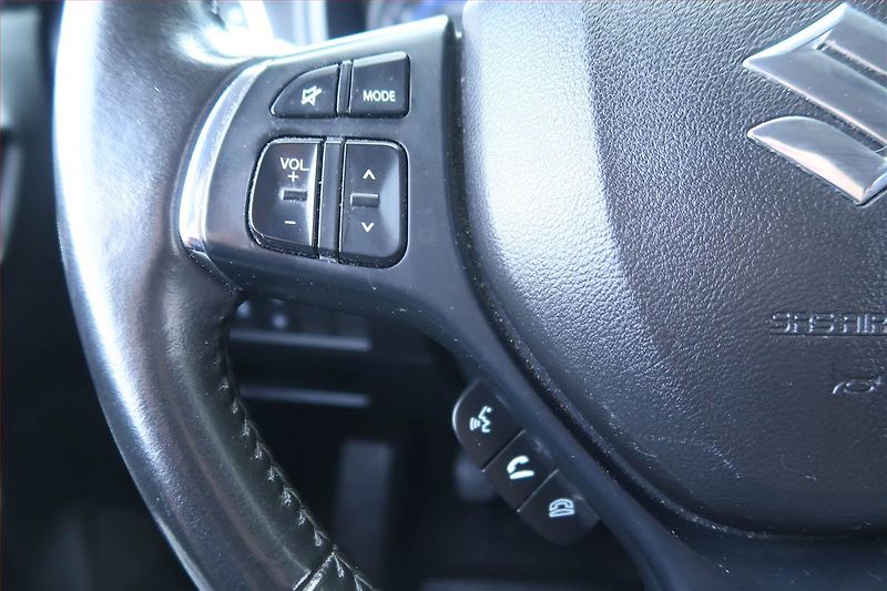 Suzuki Baleno (2017) 1.0 BoosterJet, Serv.kniha - fotka 16 z 22