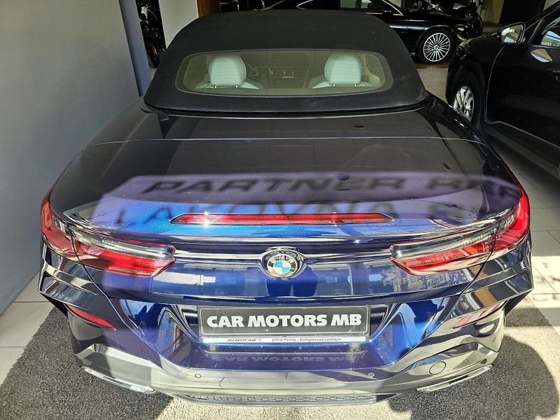 BMW Řada 8 840i xD cabrio 1.maj, CZ - fotka 9 z 26