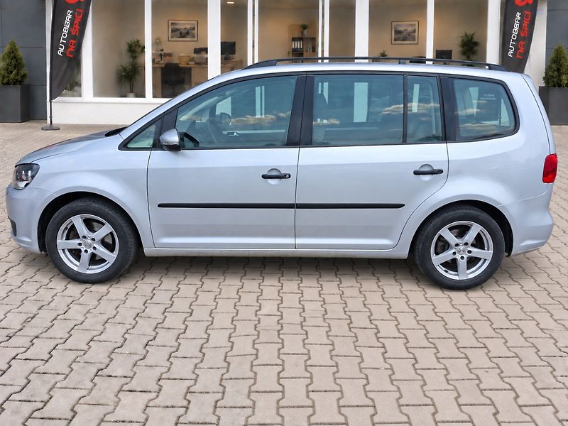Volkswagen Touran (2011) 1.4TSI 103kW 6MAN - fotka 5 z 35