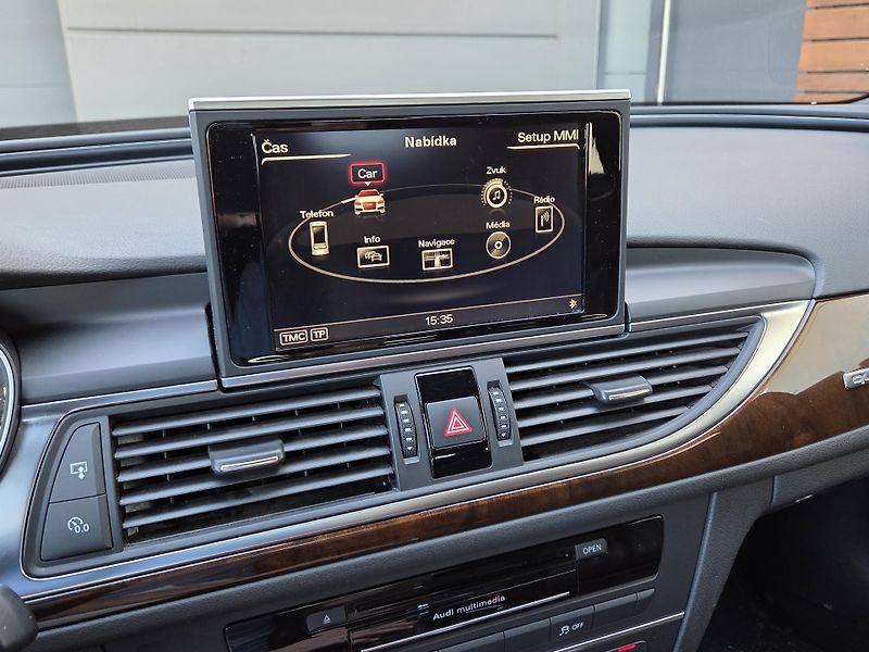 Audi A6 Avant 3,0TDi Quattro S-Line 2maj HUD - fotka 35 z 41