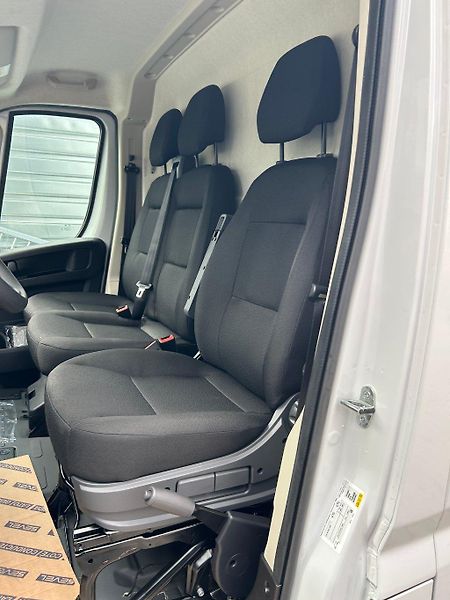 Opel Movano (2026) L3H2 2,2 CDTI 103kW VIP Výbava - fotka 8 z 14