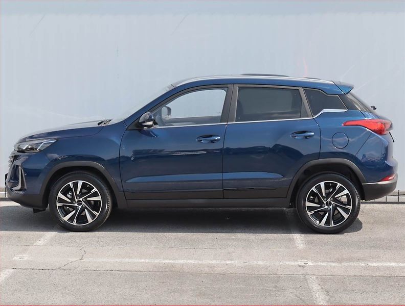 BAIC BJ30 (2025) 1.5T, Serv.kniha, Kůže, Navi - fotka 3 z 19