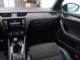Škoda Octavia (2013) RS 2.0 TDI, Serv.kniha, Xenony - náhled 8