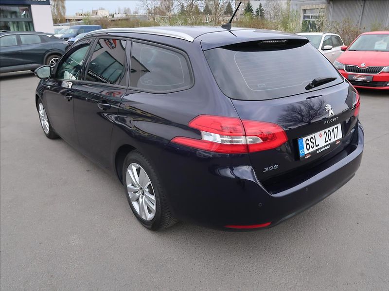 Peugeot 308 2,0 BHDi,110kW,BusinessLine - fotka 4 z 24
