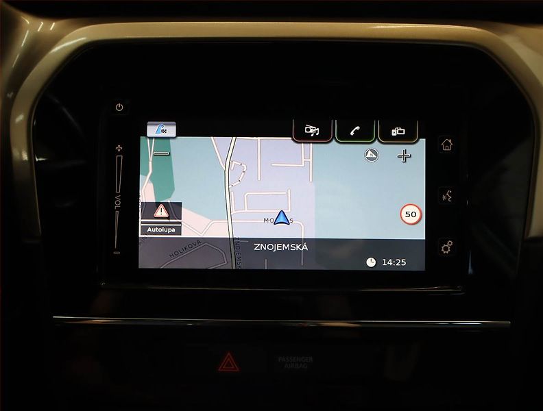 Suzuki Vitara (2017) 1.6 VVT, Kůže, Navi, Tempomat - fotka 17 z 22