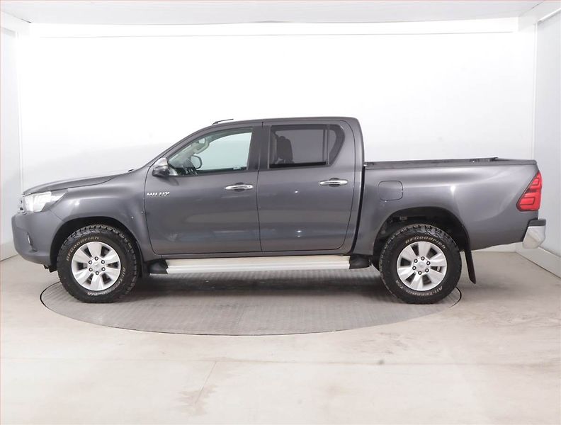 Toyota Hilux (2020) 2.4 D-4D - fotka 3 z 16