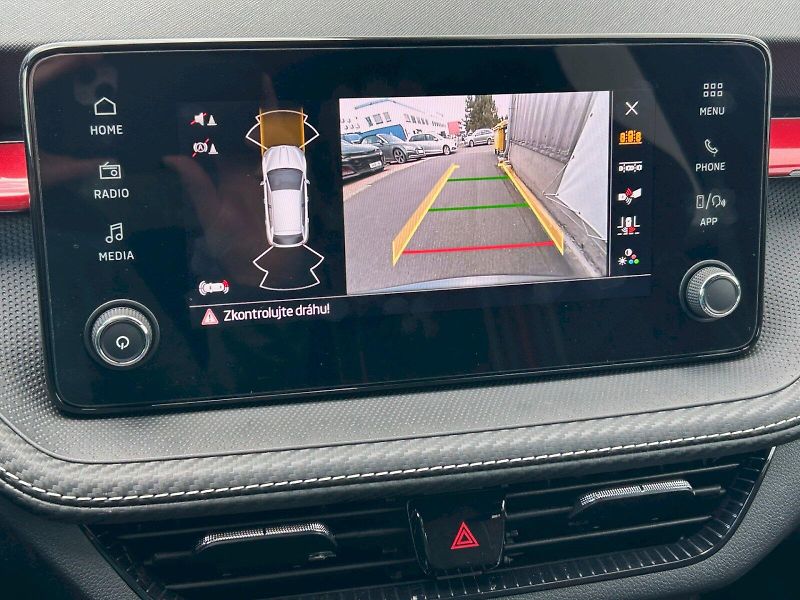 Škoda Fabia (2025) Monte Carlo 1.0 TSI 85 kW - fotka 25 z 32