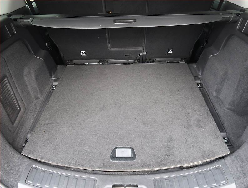 Land Rover Discovery Sport (2018) TD4, 4X4, Automat, Serv.kniha - fotka 13 z 14