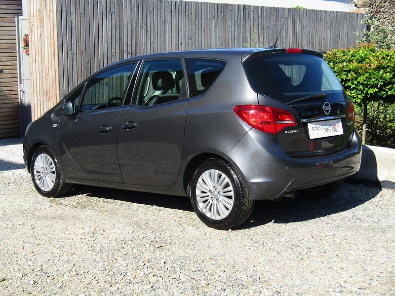 Opel Meriva (2011) 1.4 T 88kW - fotka 11 z 45