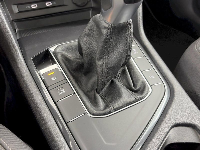 Volkswagen Tiguan Allspace (2022) Life 2.0 TDI 110kW - fotka 23 z 33
