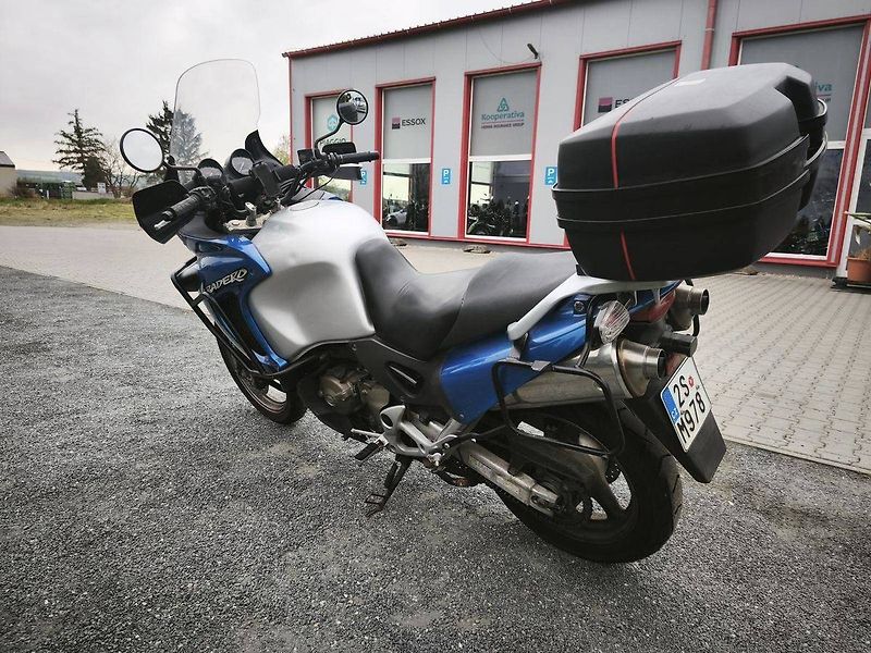 Honda XL 1000 V Varadero (2002) víkend akce 49900 - fotka 7 z 15