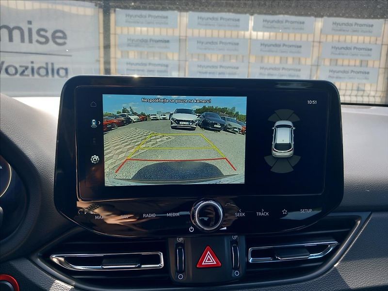 Hyundai i30 1,5 T-GDI MH MT N-LINE - fotka 22 z 24