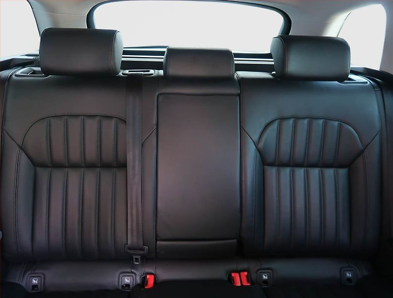 Škoda Superb (2018) 2.0 TDI, Automat, Kůže, Navi - fotka 10 z 26