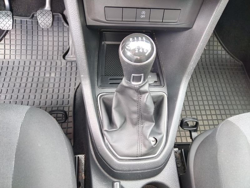 Volkswagen Caddy 1.4 TGI BMT - fotka 22 z 28