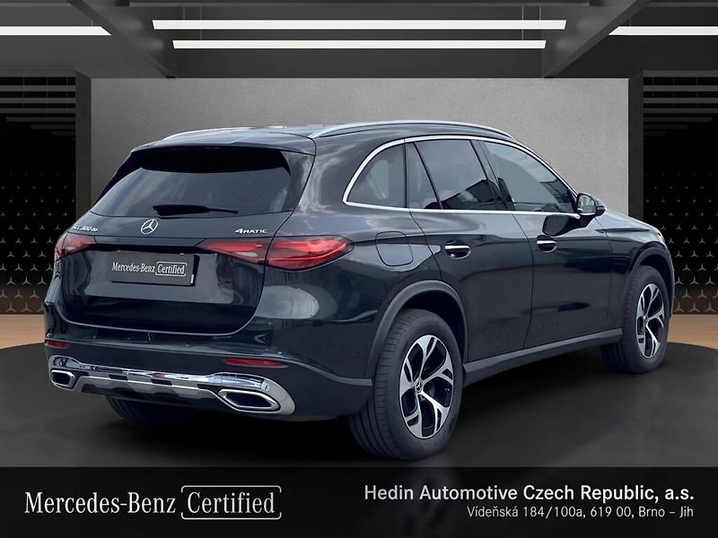 Mercedes-Benz GLC (2025) 300 de 4MATIC - fotka 5 z 28