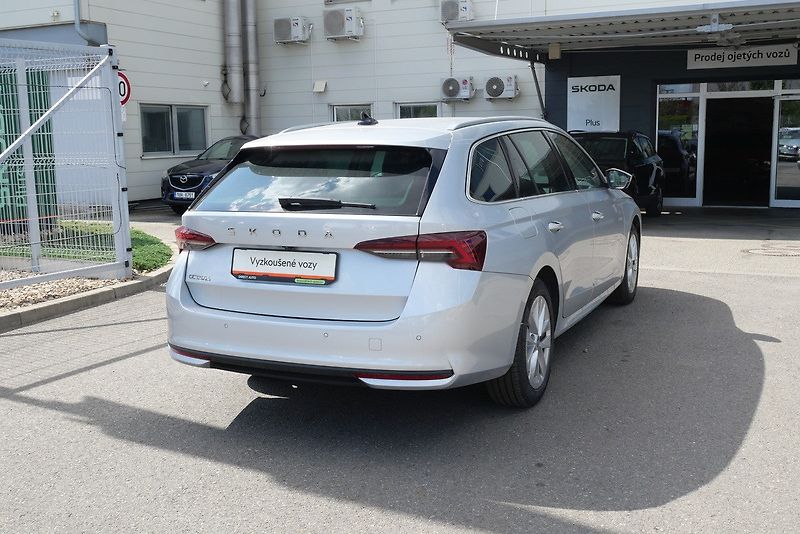 Škoda Octavia - fotka 2 z 6