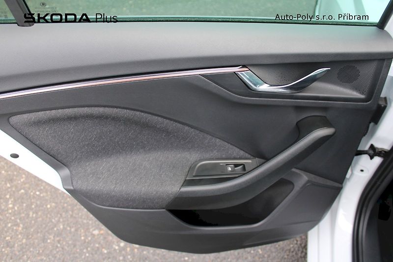 Škoda Scala (2025) Top Selection 1.0TSI / 85kW 6° - fotka 19 z 24