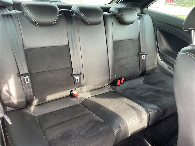 Seat Ibiza 1,4 TSI FR 135kw Automat DPH - fotka 11 z 38