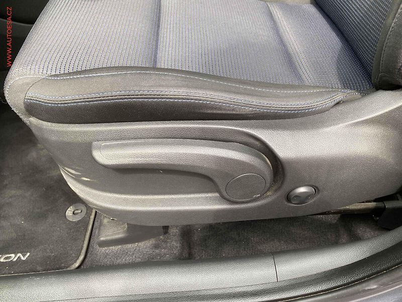 Hyundai Tucson (2016) 1.7 CRDi, Park. senzor, temp. - fotka 14 z 16