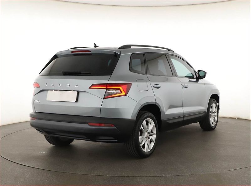 Škoda Karoq (2019) Ambition 1.0 TSI, Navi - fotka 5 z 20