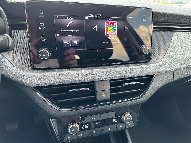 Škoda Kamiq 1.0 TSI 85 kW SELECTION - fotka 17 z 30
