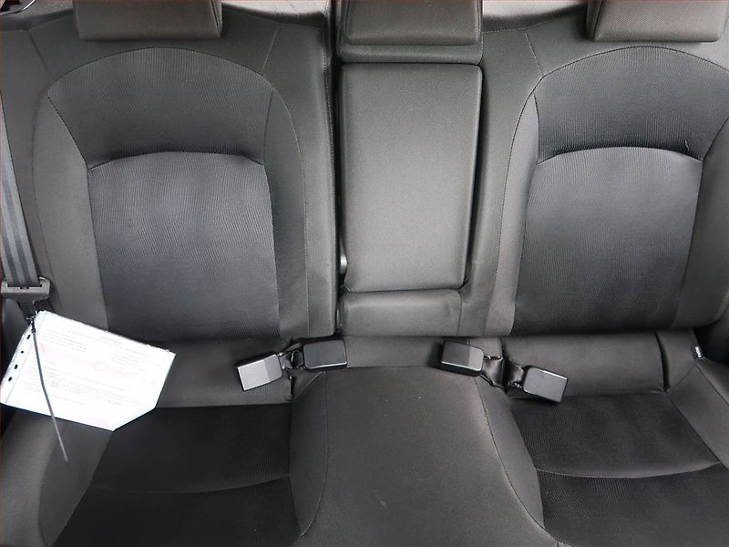 Nissan Qashqai (2013) 1.6 dCi, 4X4, Navi, Xenony - fotka 10 z 17