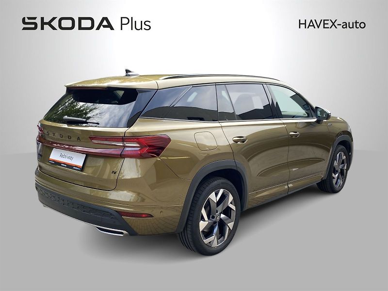 Škoda Kodiaq (2025) 1.5 TSI iV DSG SportLine - fotka 2 z 40