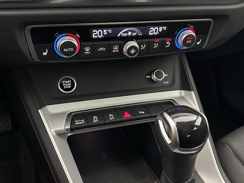 Audi Q3 Sportback - fotka 19 z 28