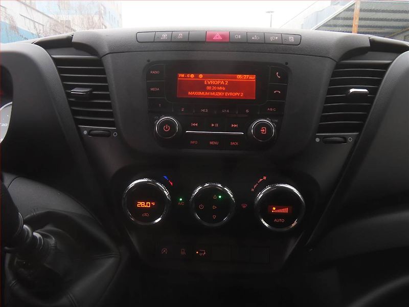 Iveco Daily (2022) 2.3 HPT, Skříň, 19m3, 1Maj - fotka 11 z 15