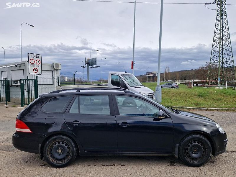 Volkswagen Golf (2009) na splátky všem od 10%akontace - fotka 4 z 10