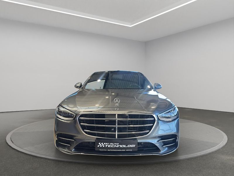 Mercedes-Benz Třídy S (2021) S 500 4MATIC - fotka 2 z 24