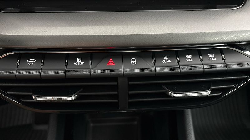 Škoda Octavia 2.0 TDI DSG Ambition - fotka 13 z 24