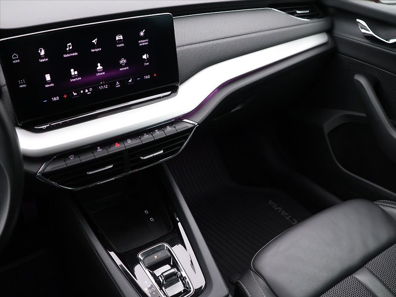 Škoda Octavia 2,0 TDI 110kW DSG Style CZ - fotka 18 z 28