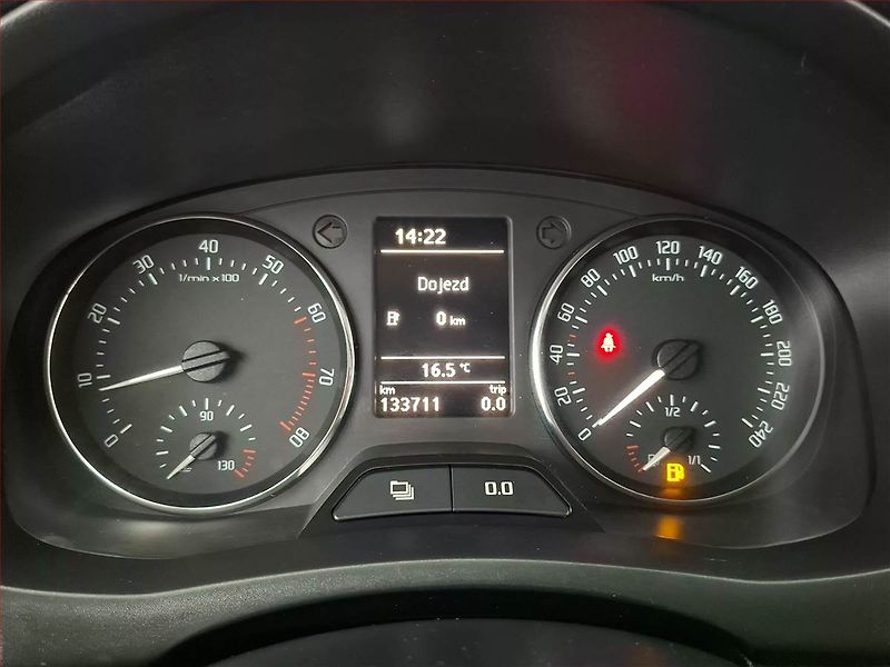 Škoda Fabia (2012) Elegance 1.2 TSI, Tempomat - fotka 11 z 15
