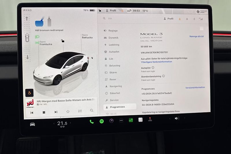 Tesla Model 3 Long Range AWD Highland Tažné - fotka 11 z 20