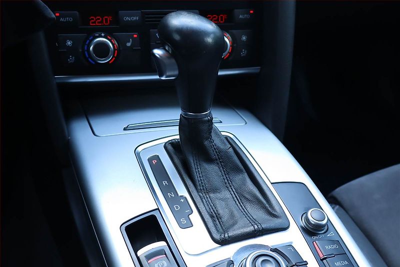 Audi A6 Allroad (2010) 3.0 TDI, 4X4, Automat, Navi - fotka 13 z 29