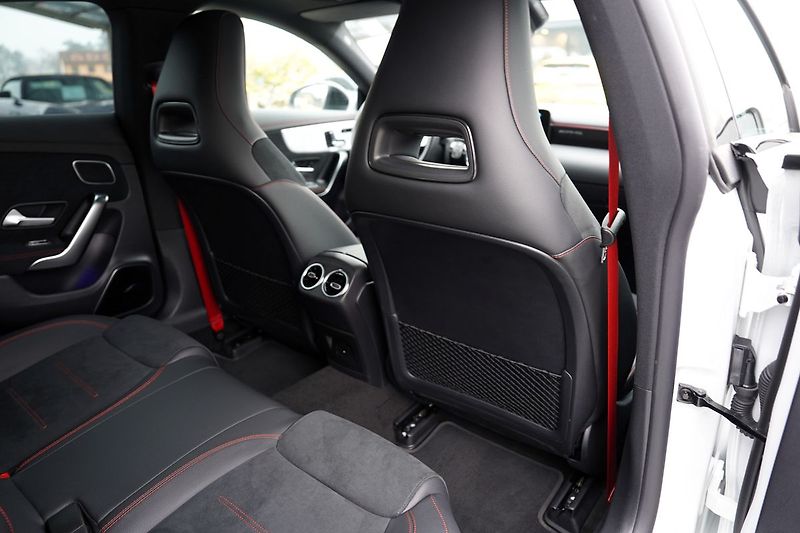 Mercedes-Benz CLA 45s AMG/4Matic+/Aero - fotka 30 z 50