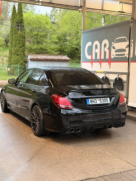 Mercedes-Benz Třídy C (2019) - fotka 2 z 5