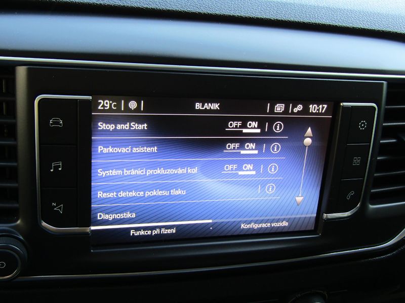 Toyota ProAce (2023) 1,5 D-4D 88 KW - fotka 24 z 26