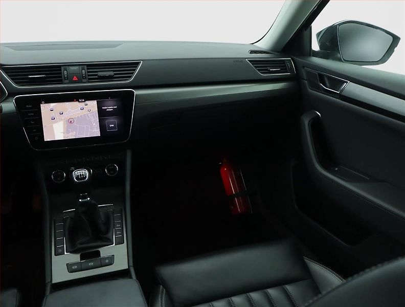 Škoda Superb (2019) 1.5 TSI - fotka 8 z 19