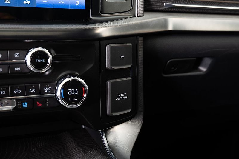 Ford F-150 Platinum - fotka 16 z 28